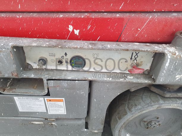 Plataforma Elevatória Haulotte Compact 8