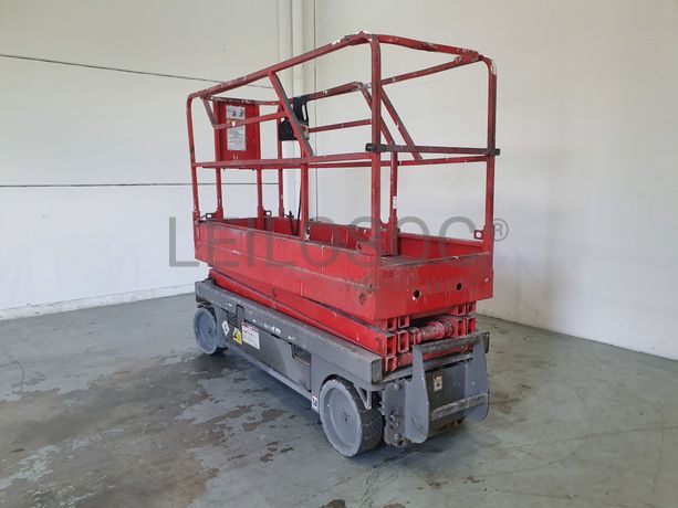 Plataforma Elevatória Haulotte Compact 8