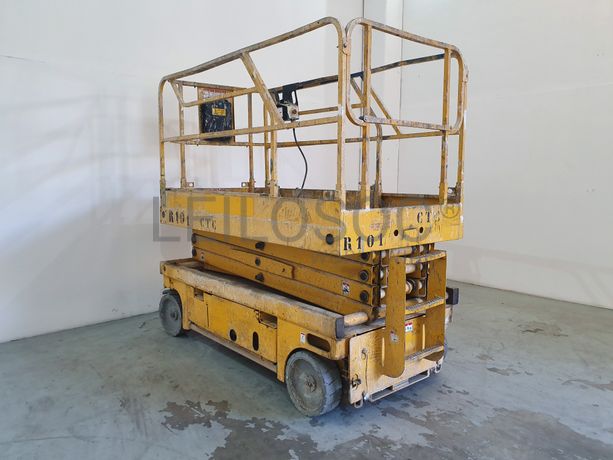 Plataforma Elevatória Haulotte Compact 10