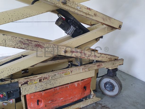 Plataforma Elevatória JLG GS-20ES