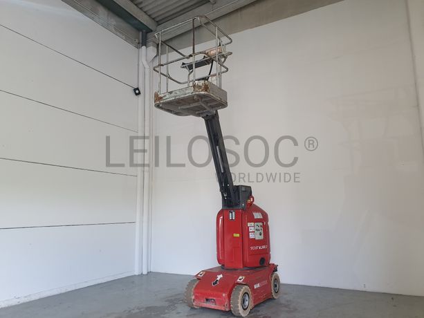 Plataforma Elevatória Manitou 105 VJR2