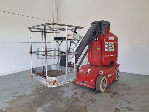 Plataforma Elevatória Manitou 105 VJR2