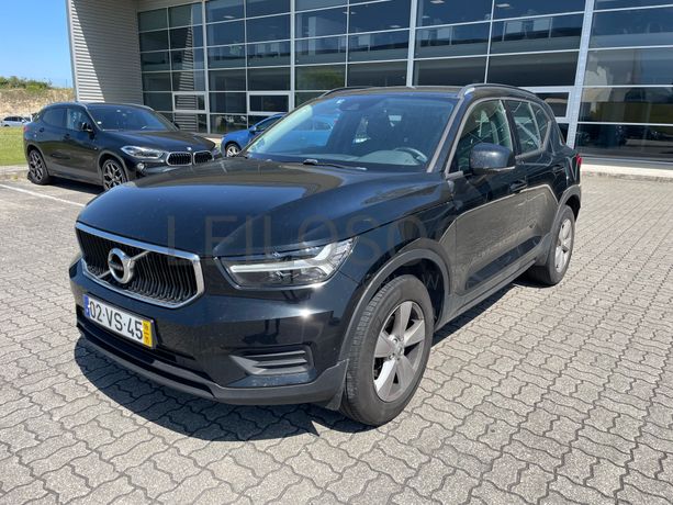Volvo XC40 T3 · Ano 2018