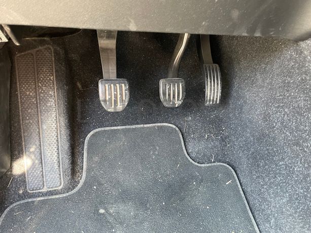 Volvo XC40 T3 · Ano 2018