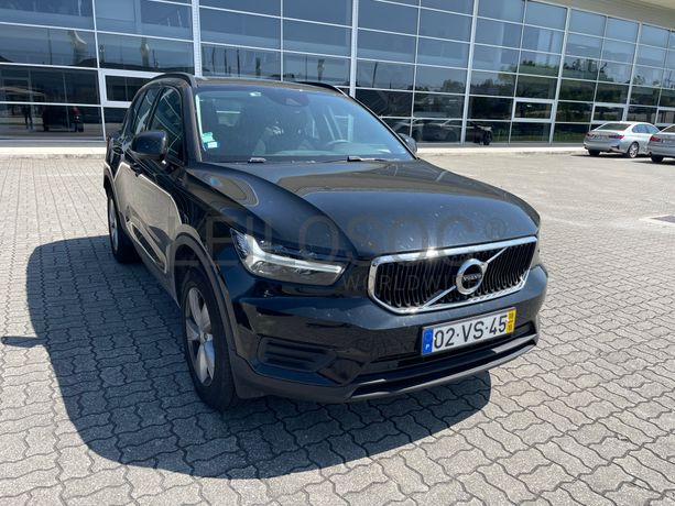 Volvo XC40 T3 · Ano 2018