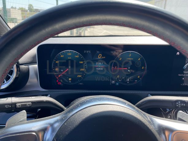 Mercedes-Benz A180 D AMG · Ano 2019