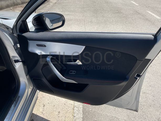 Mercedes-Benz A180 D AMG · Ano 2019