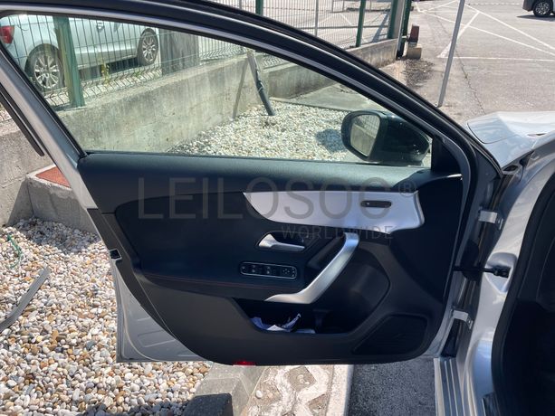 Mercedes-Benz A180 D AMG · Ano 2019
