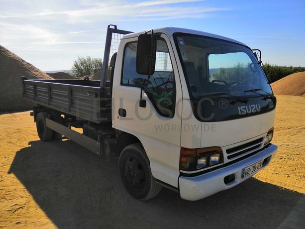 Isuzu NPR 65 · Ano 1996