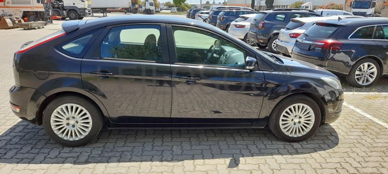 Ford Focus · Ano 2010
