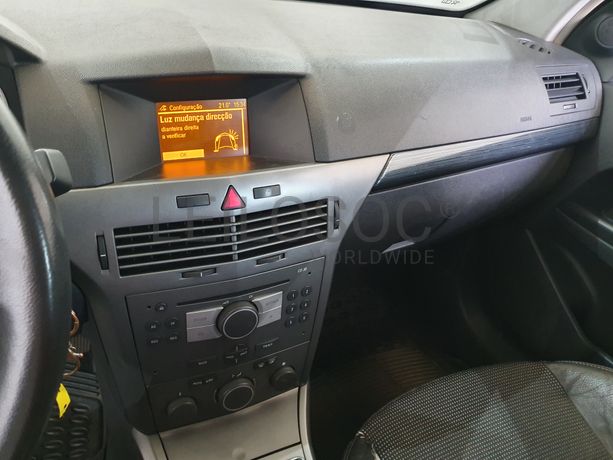 Opel Astra 1.7 CDTI · Ano 2005