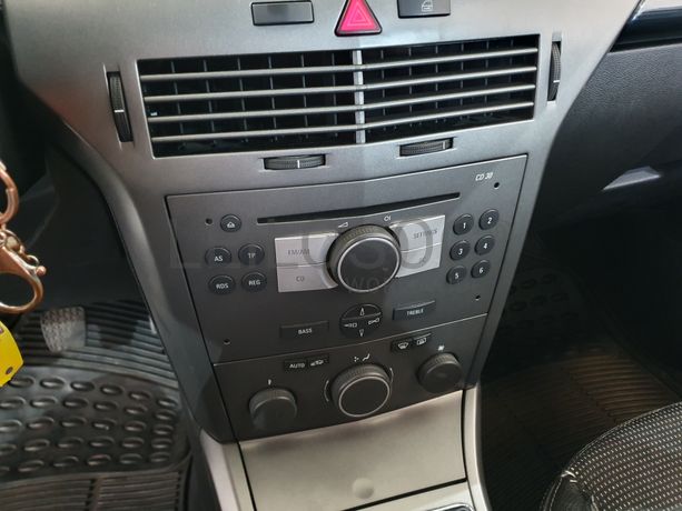 Opel Astra 1.7 CDTI · Ano 2005