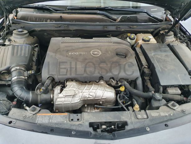 Opel Insignia 2.0 CDTI · Ano 2010