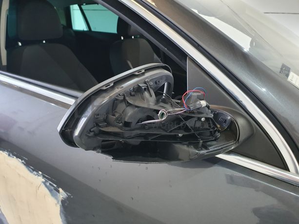 Opel Insignia 2.0 CDTI · Ano 2010