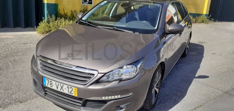 Peugeot 308 SW 1.6 HDI · Ano 2015