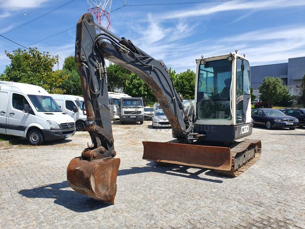 Mini Giratória Terex TC 60