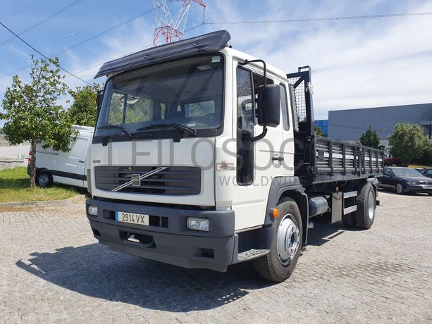 Volvo FL6 Basculante · Ano 2004