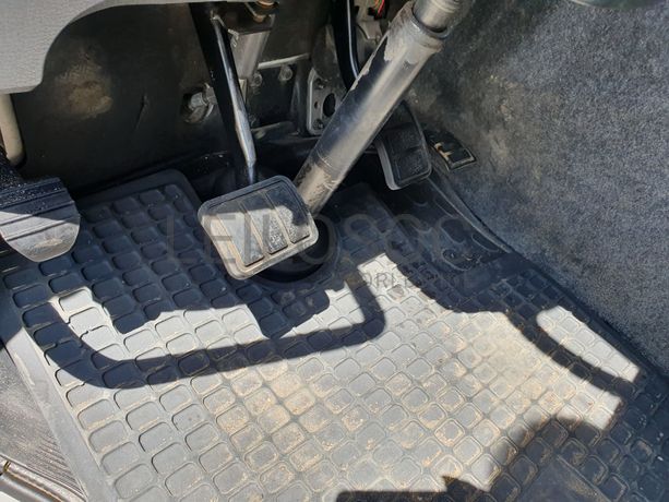 Volvo FL6 Basculante · Ano 2004