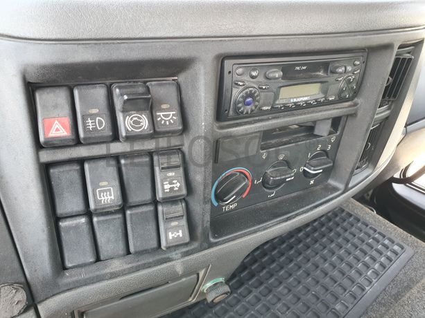 Volvo FL6 Basculante · Ano 2004