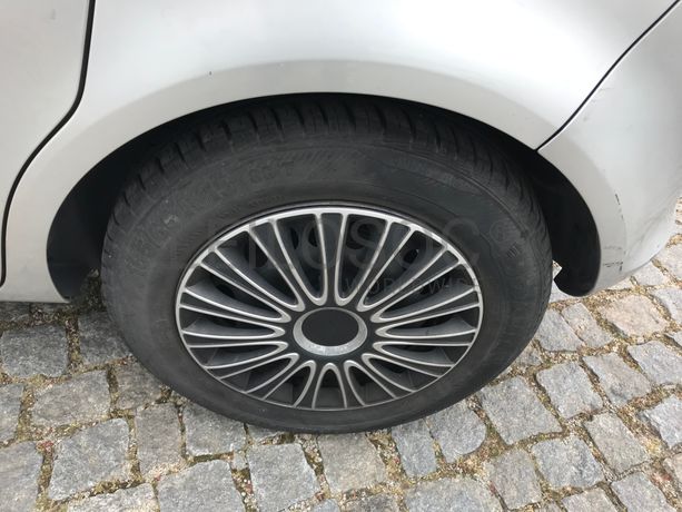 Opel Corsa 1.3 CDTI · Ano 2008