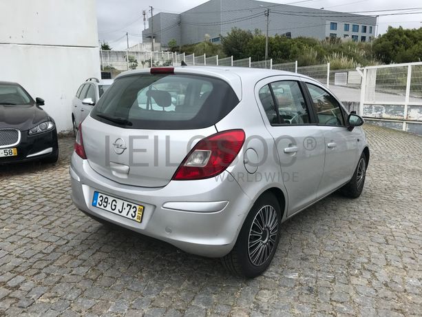 Opel Corsa 1.3 CDTI · Ano 2008