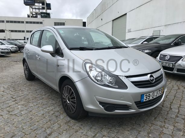 Opel Corsa 1.3 CDTI · Ano 2008