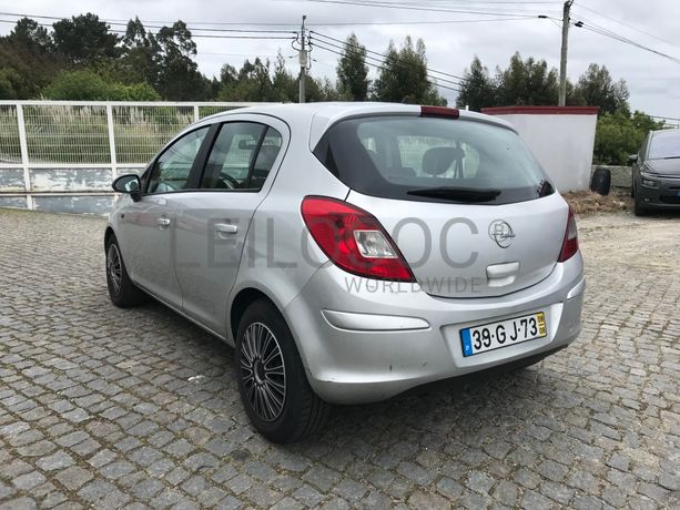 Opel Corsa 1.3 CDTI · Ano 2008