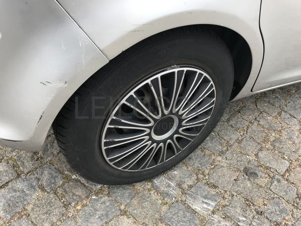 Opel Corsa 1.3 CDTI · Ano 2008