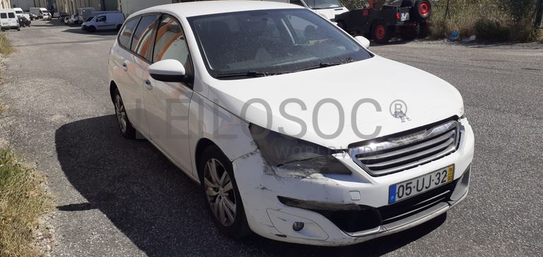 Peugeot 308 II SW 1.6 HDI · Ano 2015