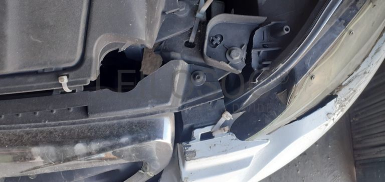 Peugeot 308 II SW 1.6 HDI · Ano 2015