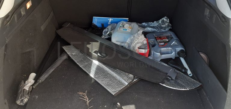 Peugeot 308 II SW 1.6 HDI · Ano 2015