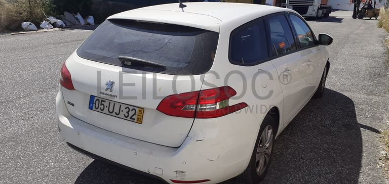 Peugeot 308 II SW 1.6 HDI · Ano 2015