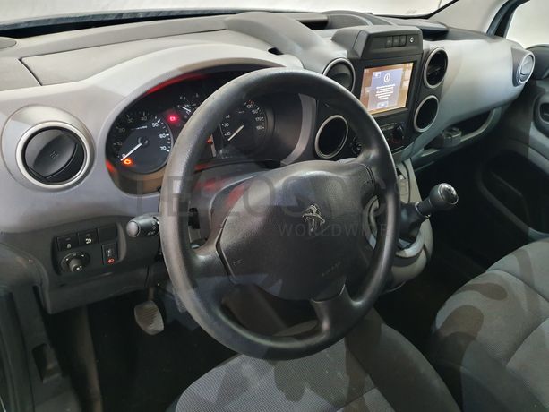 Peugeot Partner 1.6 Blue HDI · Ano 2017