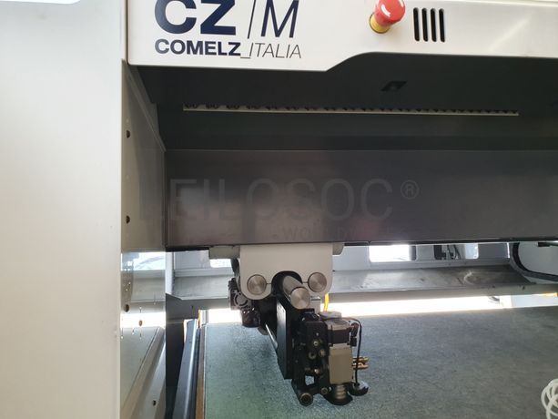 Máquina Corte Comelz Modelo CZ/M