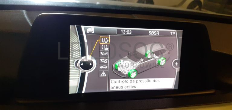 BMW 320D Touring · Ano 2013