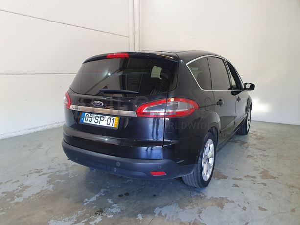 Ford Focus S-Max 2.0 TDCI · Ano 2013