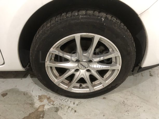 Renault Clio 1.5 DCI · Ano 2012