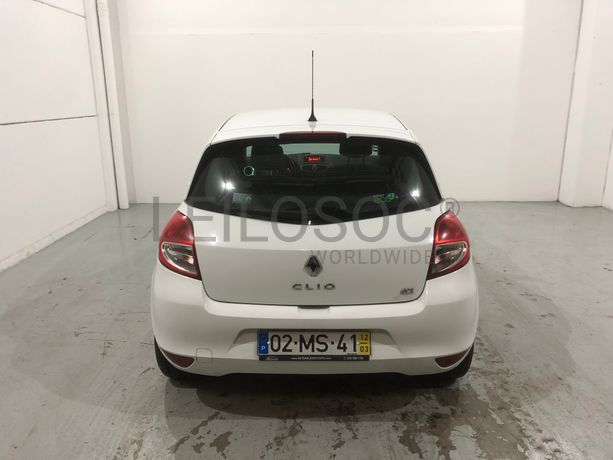 Renault Clio 1.5 DCI · Ano 2012