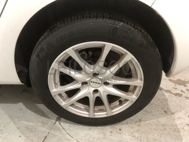 Renault Clio 1.5 DCI · Ano 2012