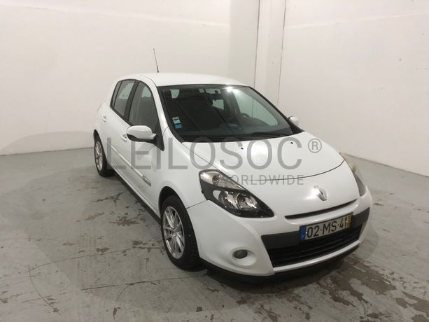 Renault Clio 1.5 DCI · Ano 2012