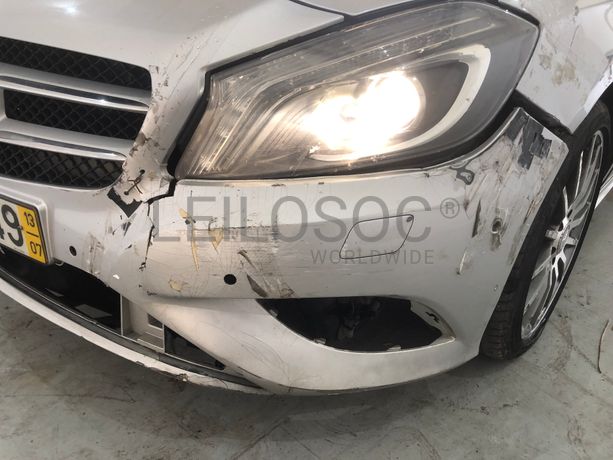 Mercedes-Benz A180 CDI · Ano 2013