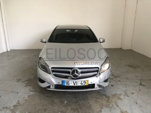 Mercedes-Benz A180 CDI · Ano 2013