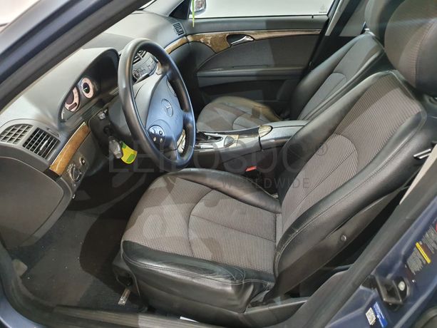 Mercedes-Benz E220 CDI · Ano 2006