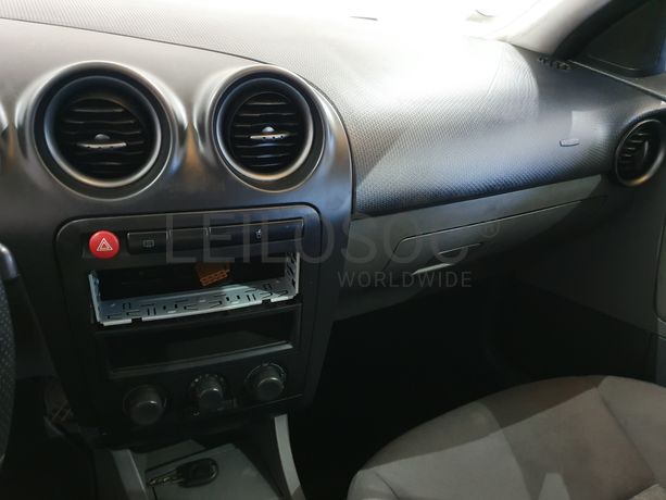 Seat Ibiza 1.4 TDI · Ano 2006