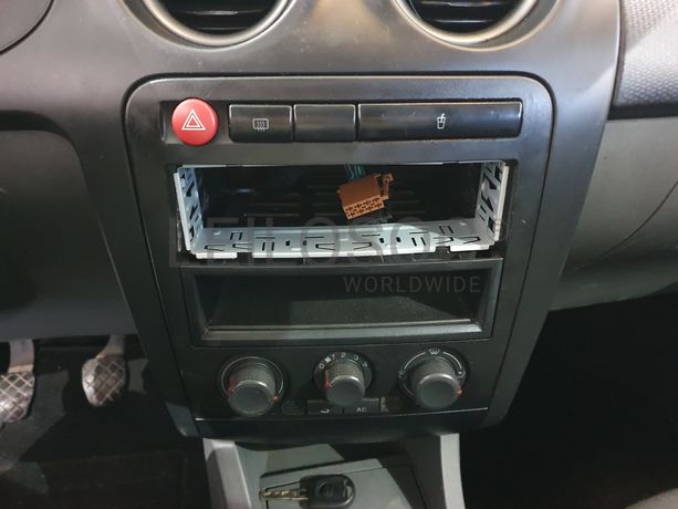 Seat Ibiza 1.4 TDI · Ano 2006