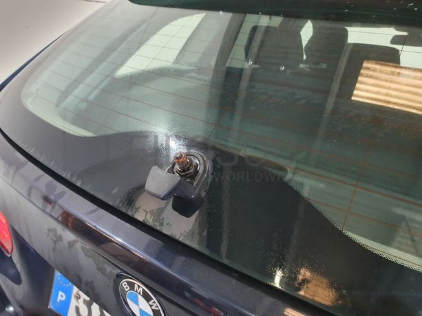 BMW 318D · Ano 2015