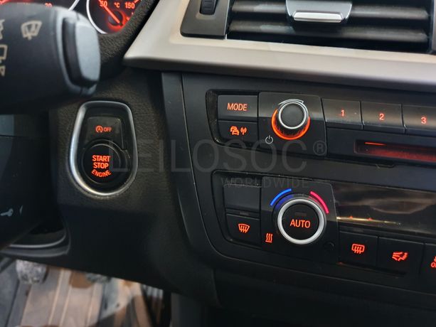 BMW 318D · Ano 2015