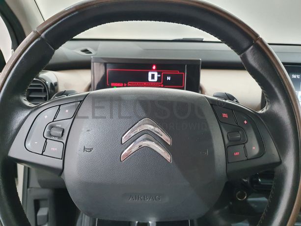 Citroën C4 1.6 HDI · Ano 2014
