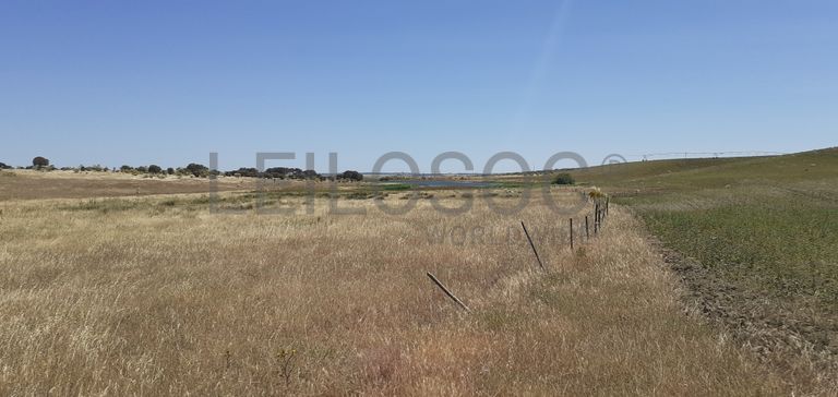 1/6 de Terreno · Mourão, Évora