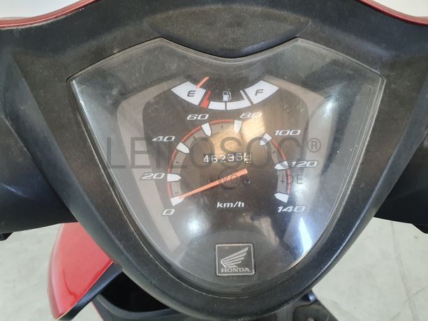 Honda Vision NSC 110 · Ano 2013